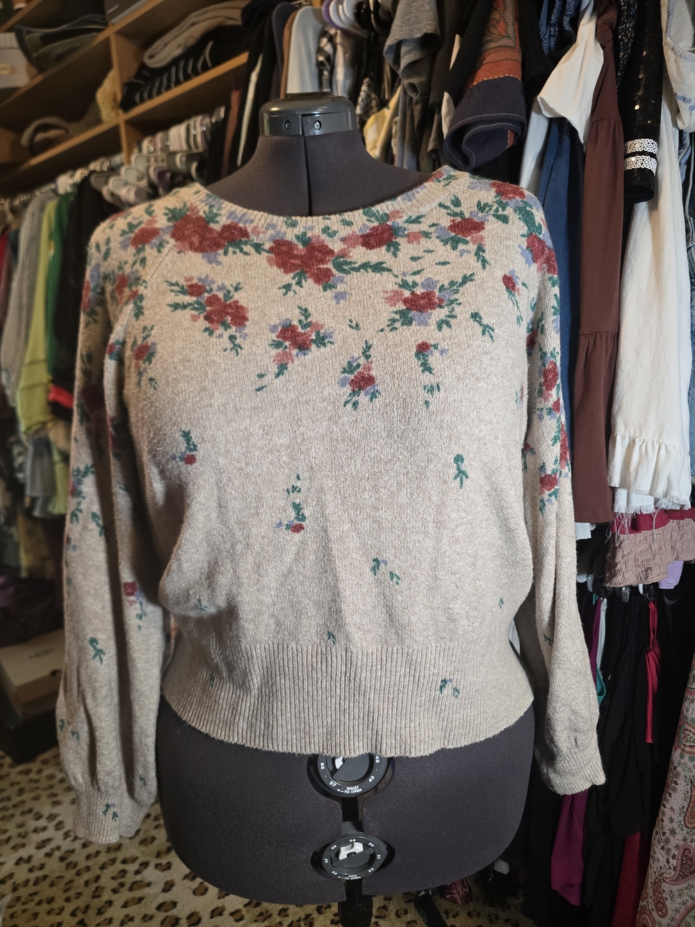 LC Lauren Conrad Light Beige Crewneck Sweater